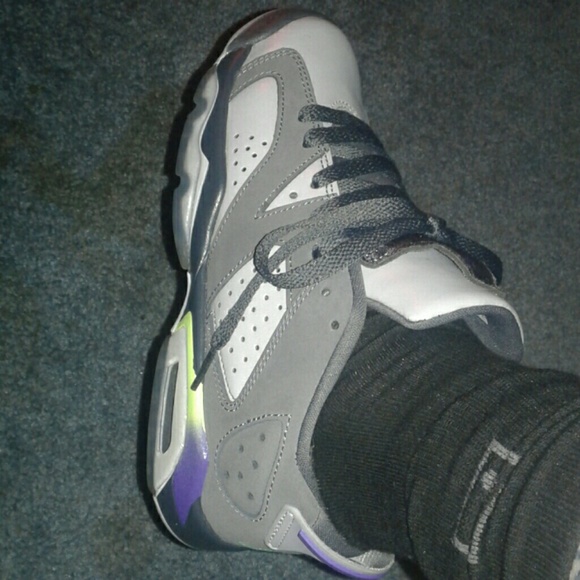 Jordan retro low - Picture 2 of 3